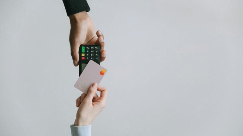 The digital cash gap: Why remote payments are make or break for global expansion