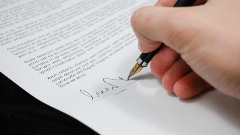 Deferred Prosecution Agreements: Who benefits?