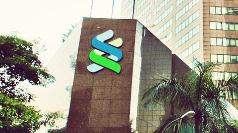 Standard Chartered signs AI deal with Alibaba