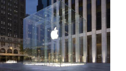 Judge dismisses antitrust suit against Apple, Visa and Mastercard